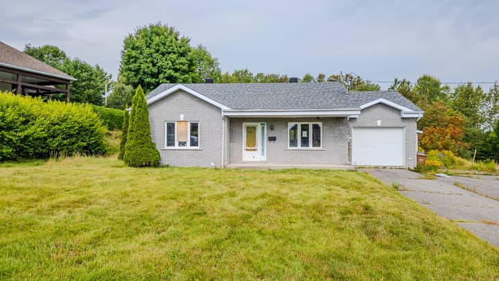 Maison de plain-pied à vendre à Beauceville